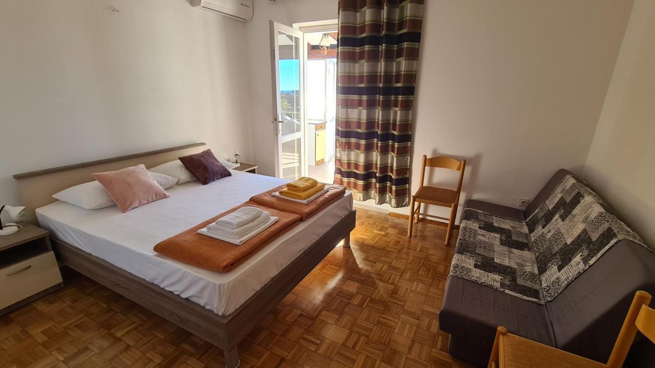 Apartments Kust Mlini Bagian luar foto