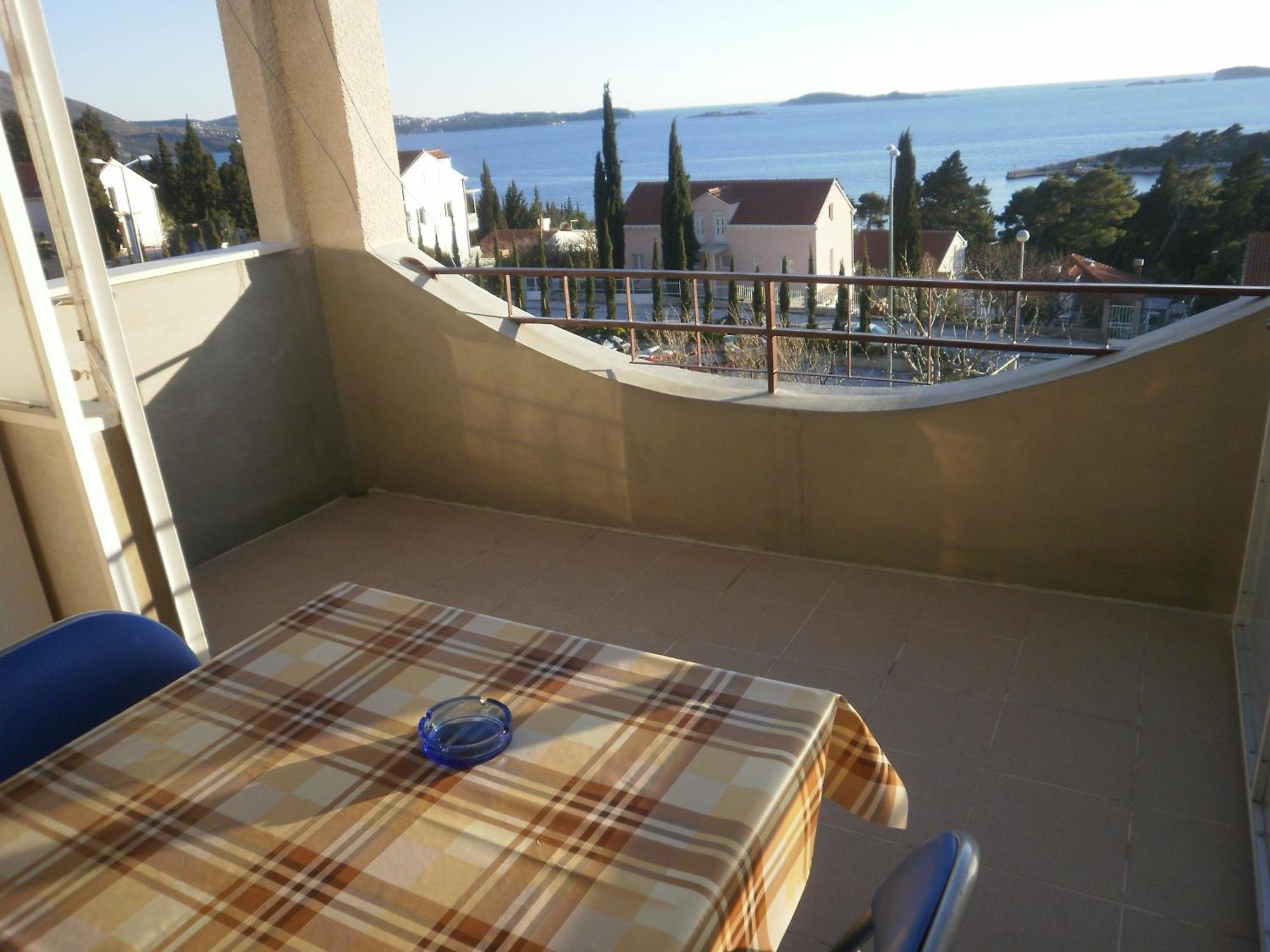 Apartments Kust Mlini Bagian luar foto